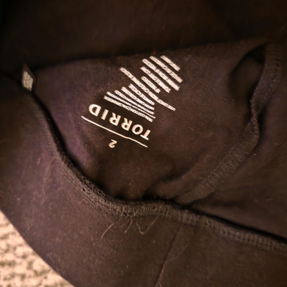 Torrid 2 Black Stretch Leggings - Everyday Comfort - Picture 4 of 4